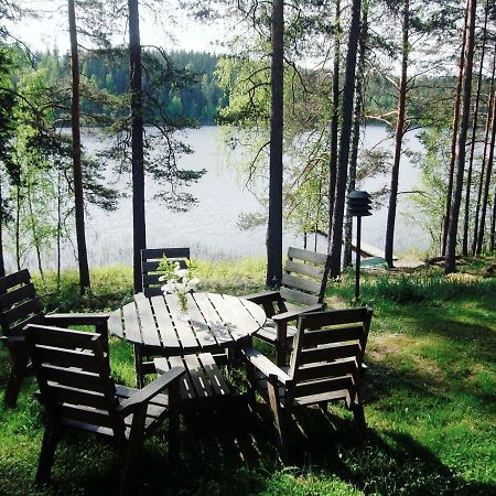 Loma-Paelsilae Lakeside Villa Kuhmoinen Exterior photo