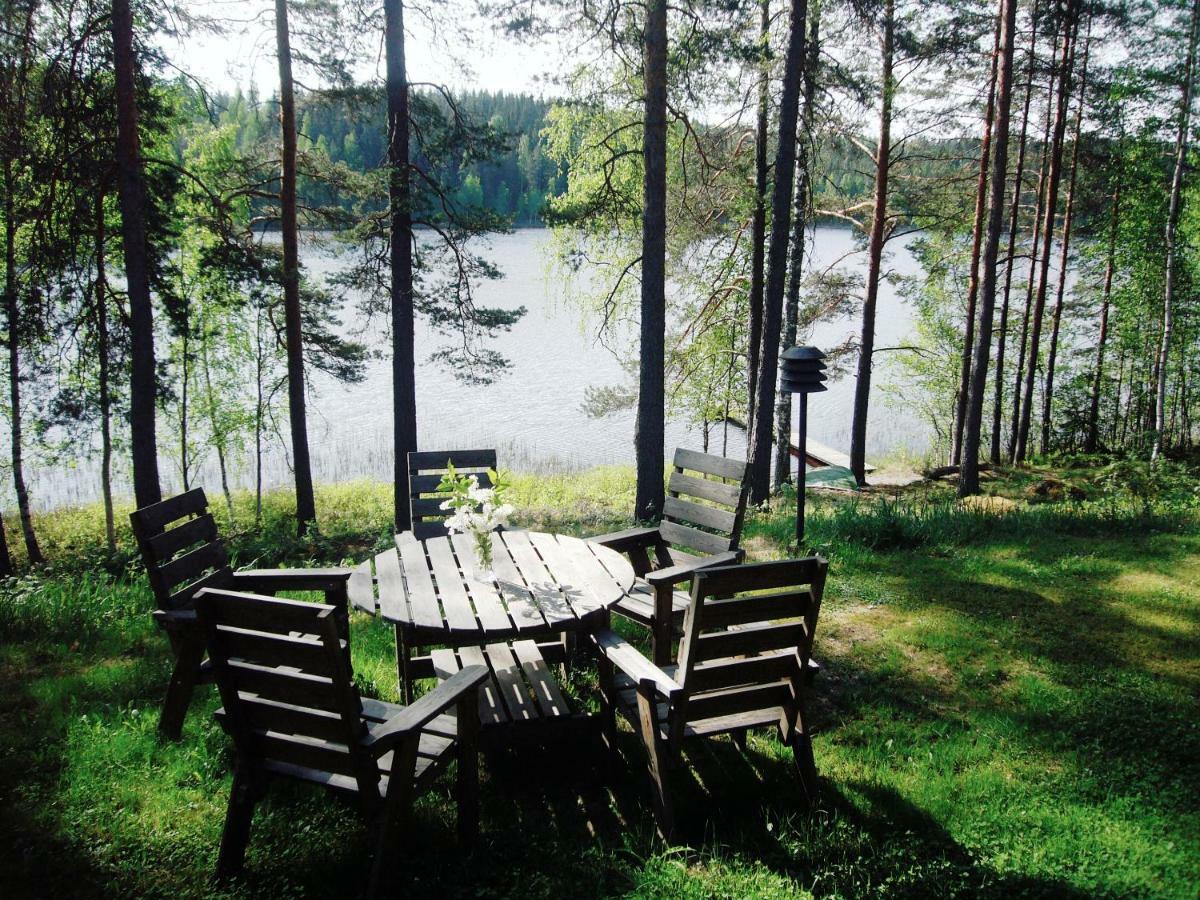 Loma-Paelsilae Lakeside Villa Kuhmoinen Exterior photo